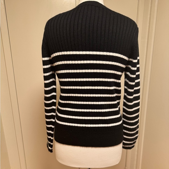 CHANEL Black and White ribbed knit cc logo Sweater size 40 stretch - Picture 4 of 7